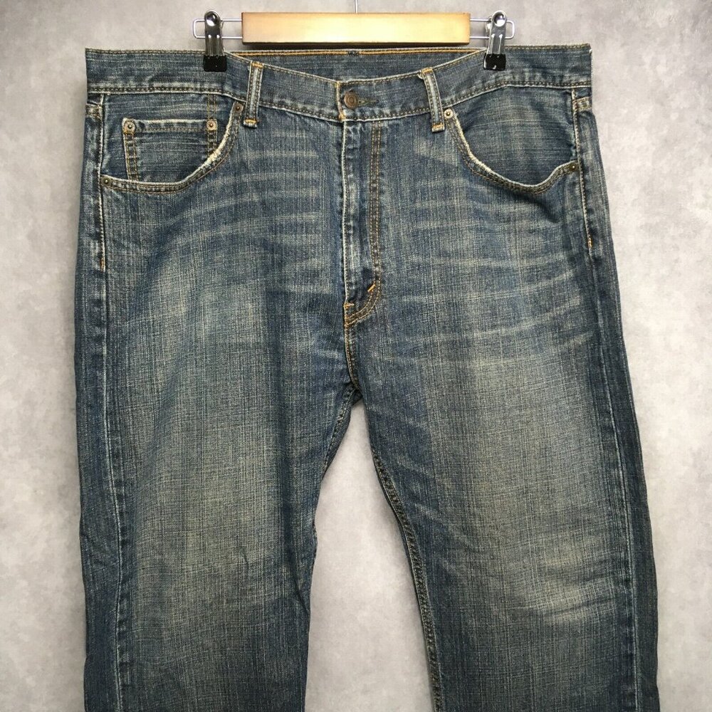 Levis 505 Mens‎ Regular Fit Blue Jeans size 40x30 Zipper Fly Cotton Denim